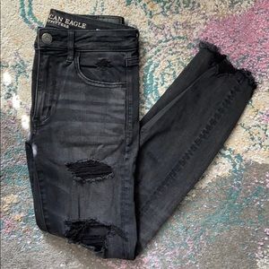 American Eagle Distressed High Waisted Skinny Jean